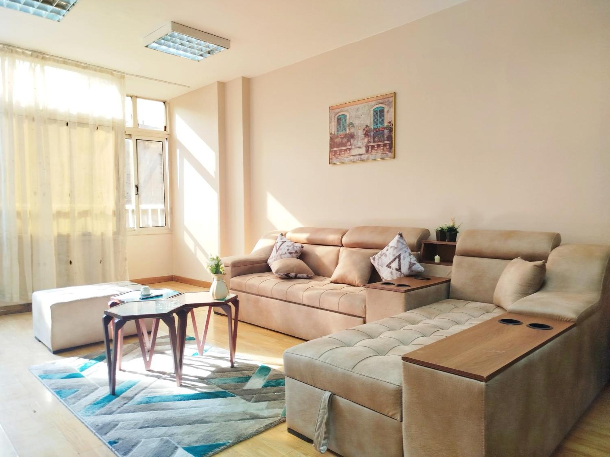 Garden City Apartment In Downtown Kairo Exteriör bild